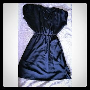 H&M Black Cinched Waist Dress